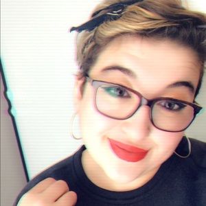 Meet your Posher, Taylor